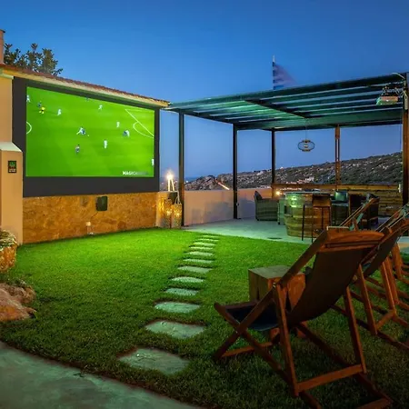 Staras - With Private Heated Pool & Jacuzzi Villa